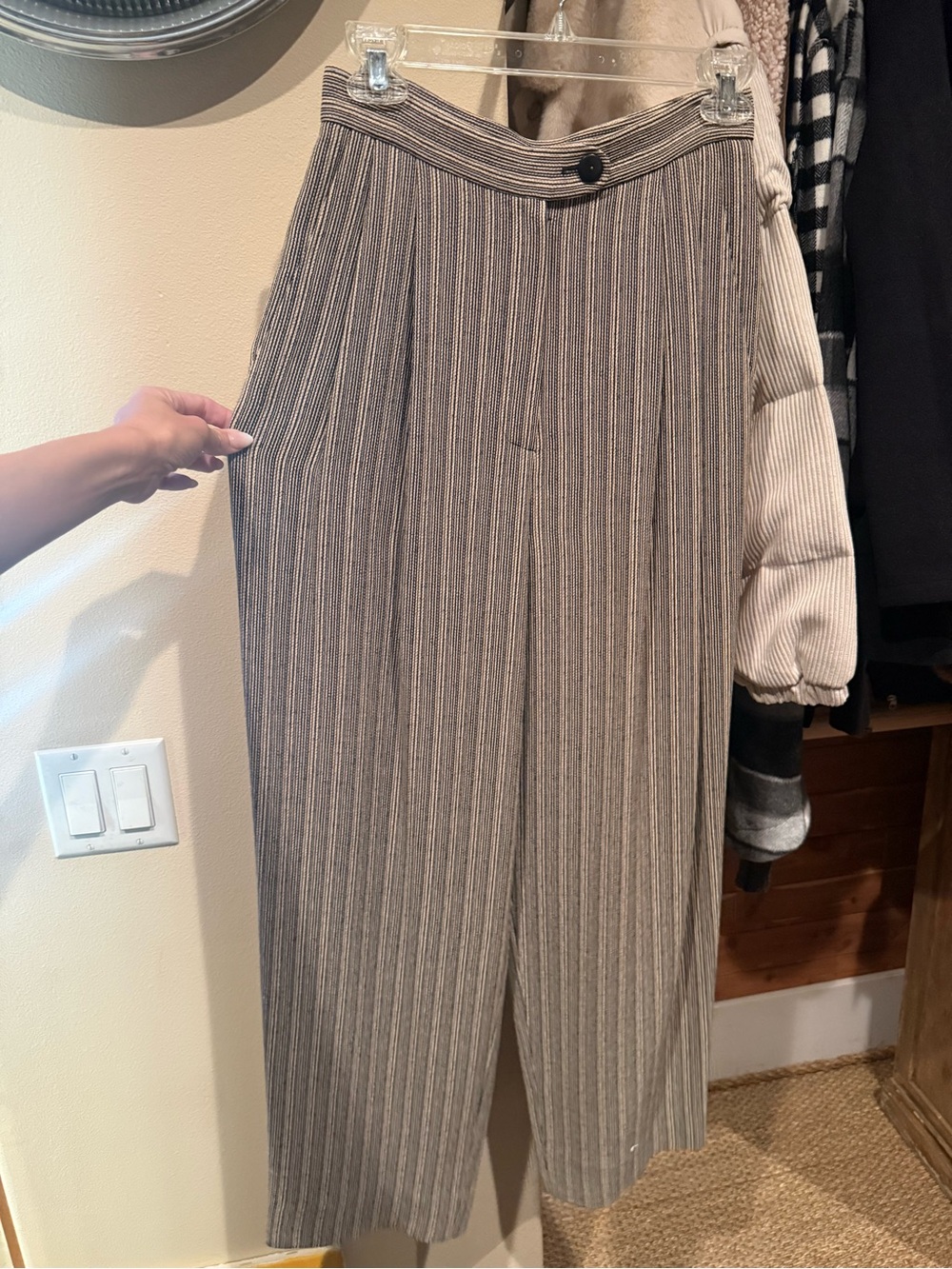Guiseppe Collection Wide-Leg Pinstripe Pants in Taupe
